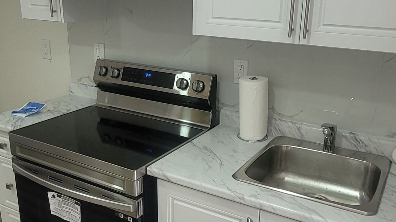 Photo of Kitchen in Grand River South