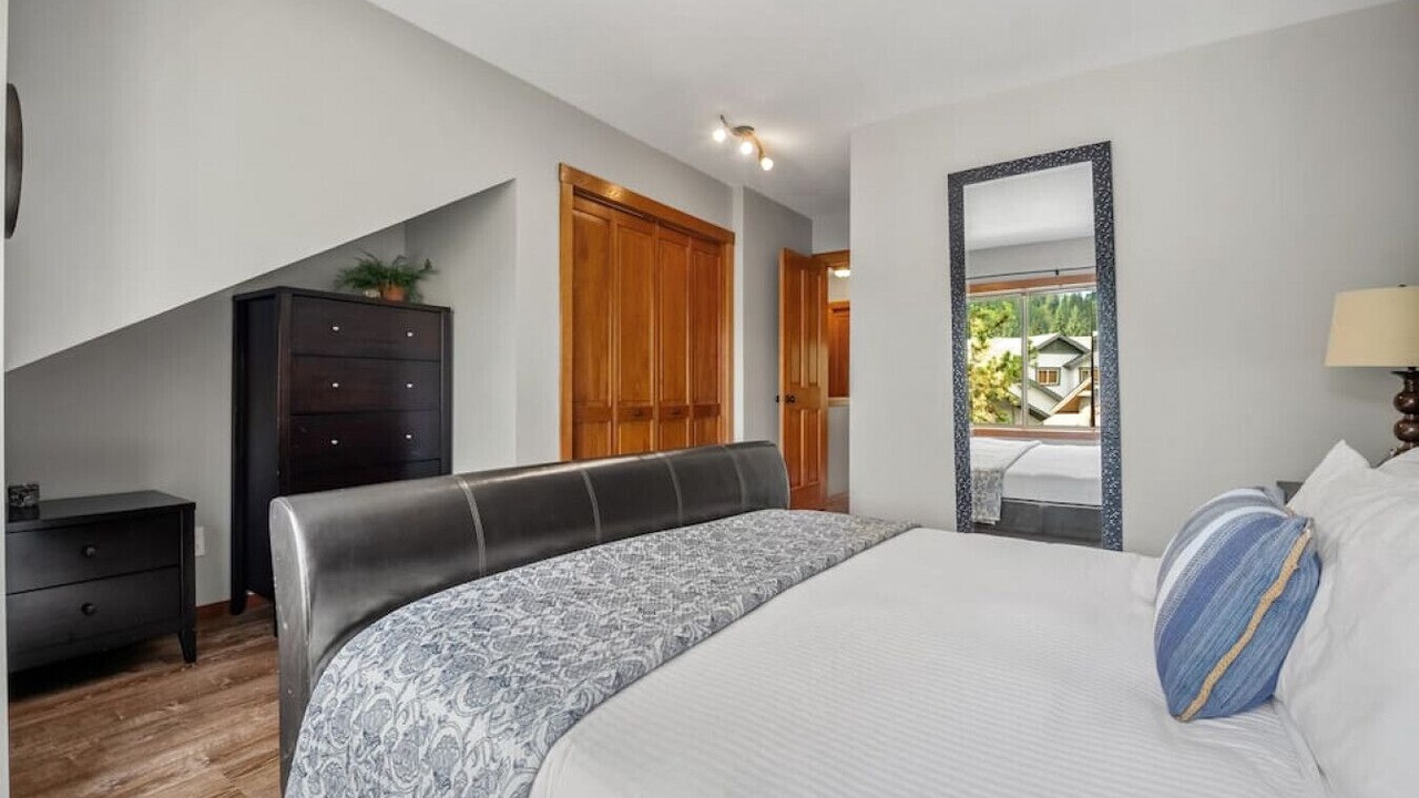 Photo of Bedroom in East Kootenay