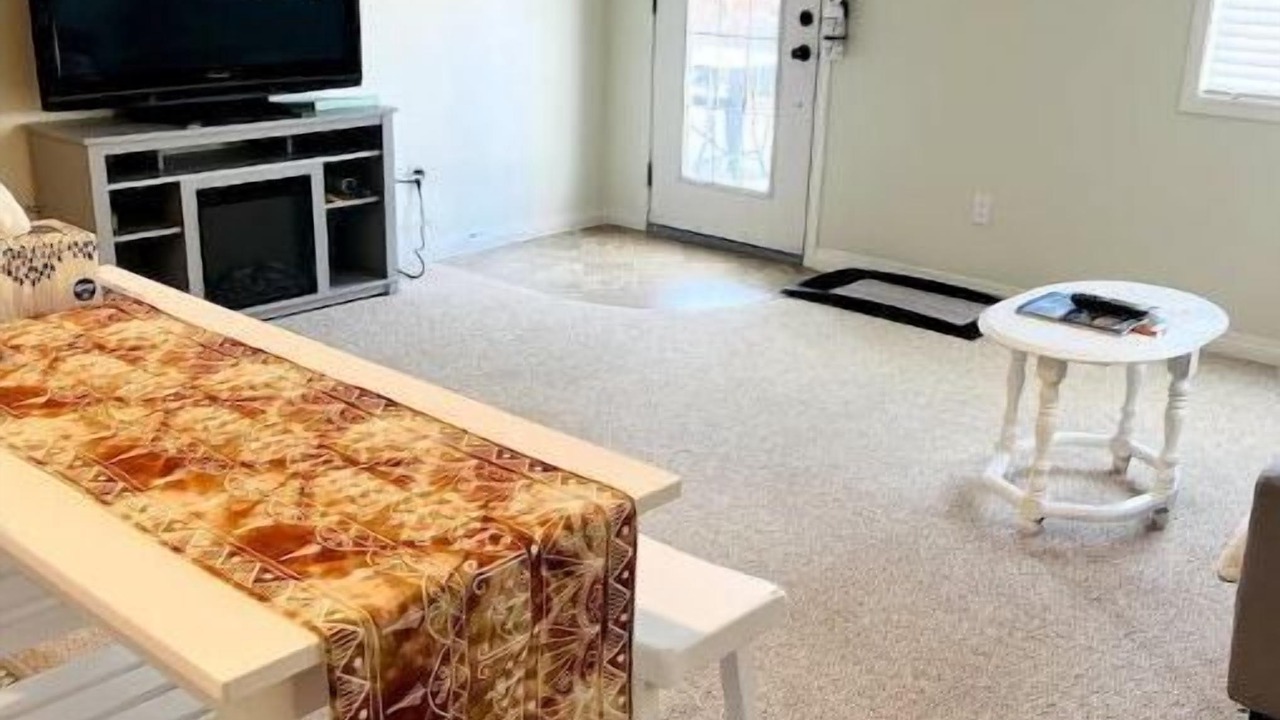 Photo of Livingroom in Medicine Hat
