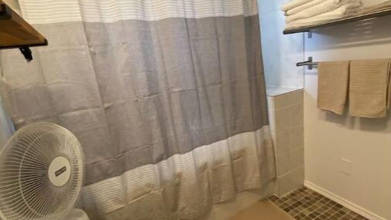 Photo of Bathroom in Brackendale