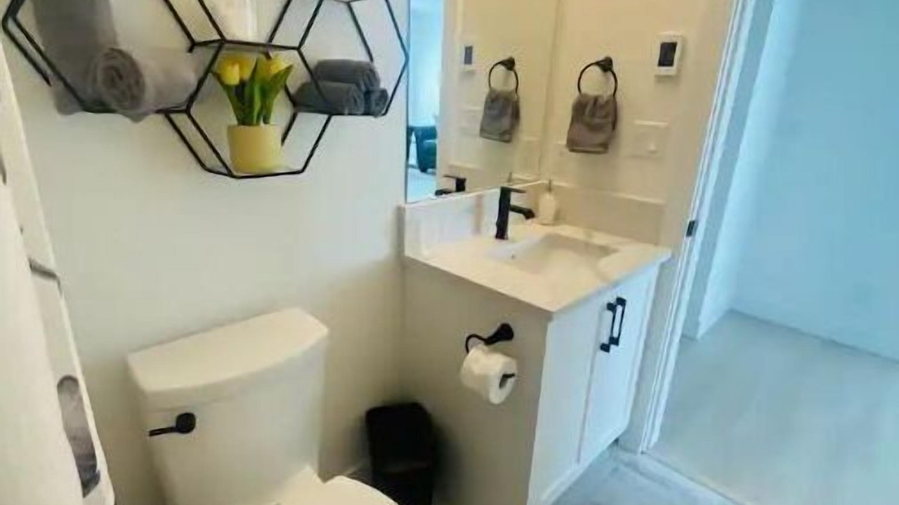 Photo of Bathroom in Colwood