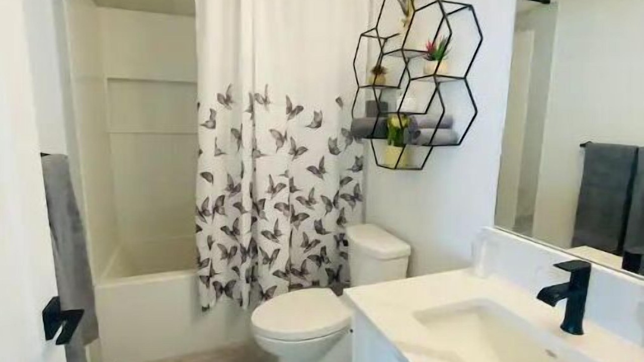 Photo of Bathroom in Colwood