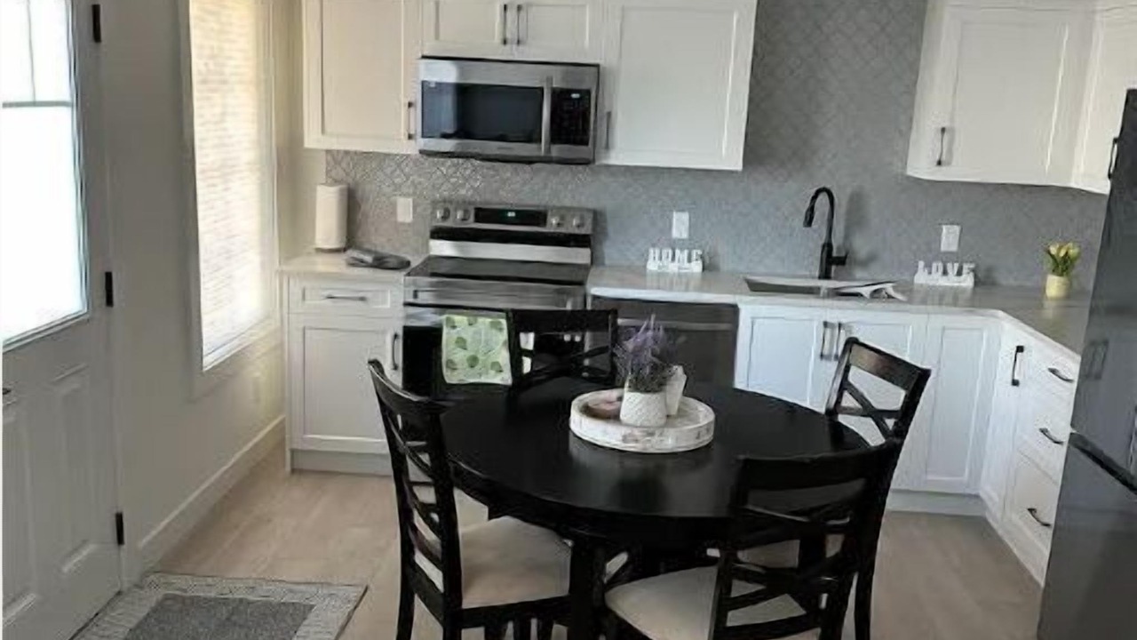 Photo of Kitchen in Colwood