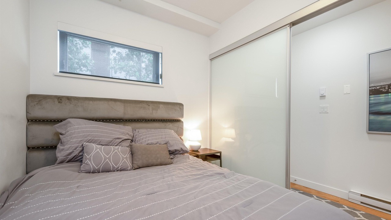 Photo of Bedroom in Downtown Eastside