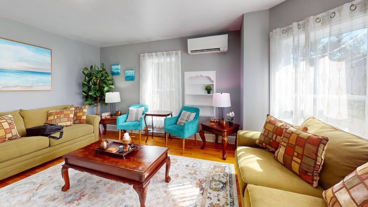Photo of Livingroom in Wolfville