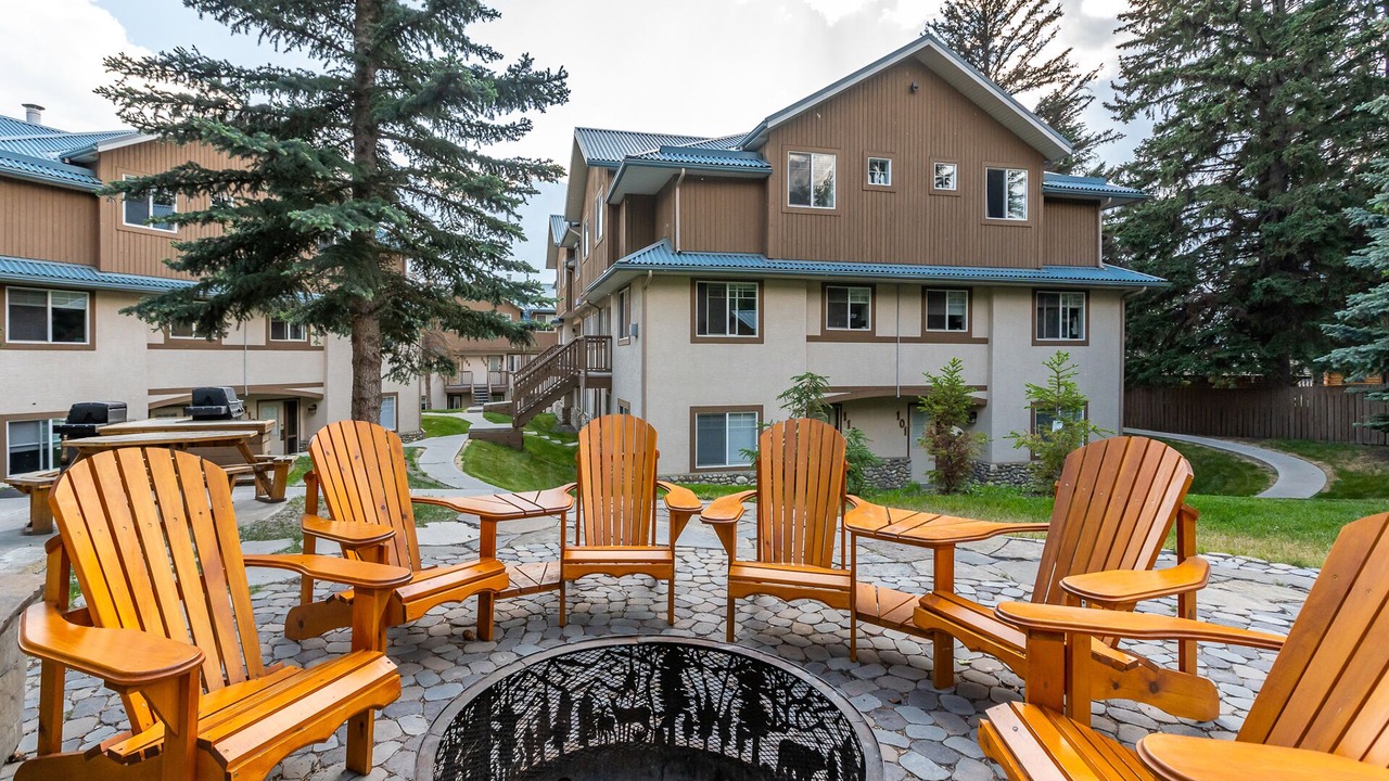 Photo of Outdoor in Canadian Rockies