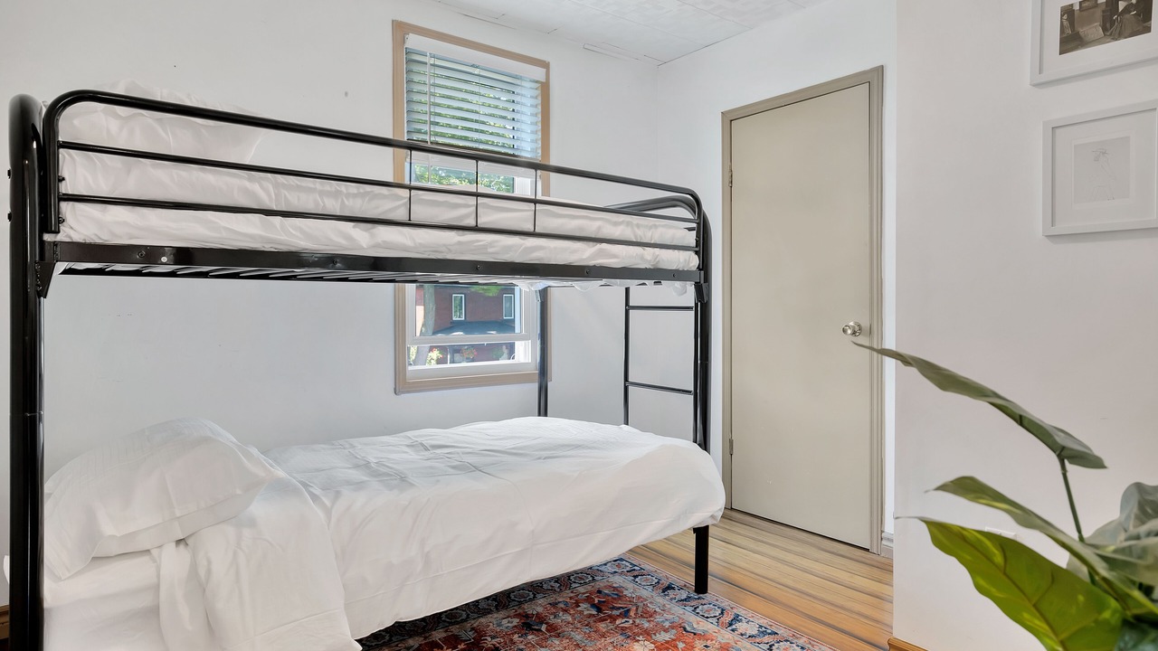 Photo of Bedroom in Walkerville