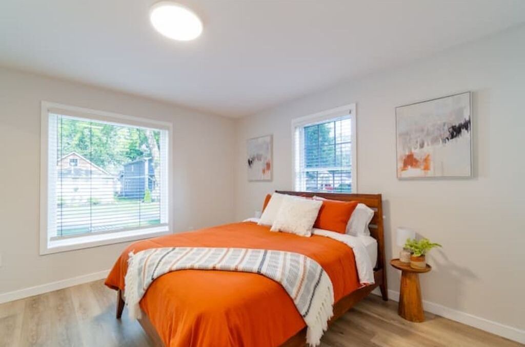 Photo of Bedroom in Crystal Beach