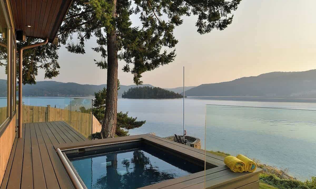 Photo of Outdoor in Brentwood Bay