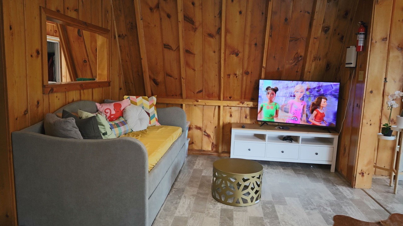 Photo of Livingroom in East Dalhousie