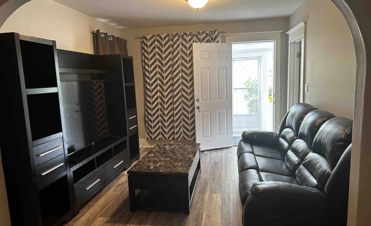 Photo of Livingroom in Drumheller
