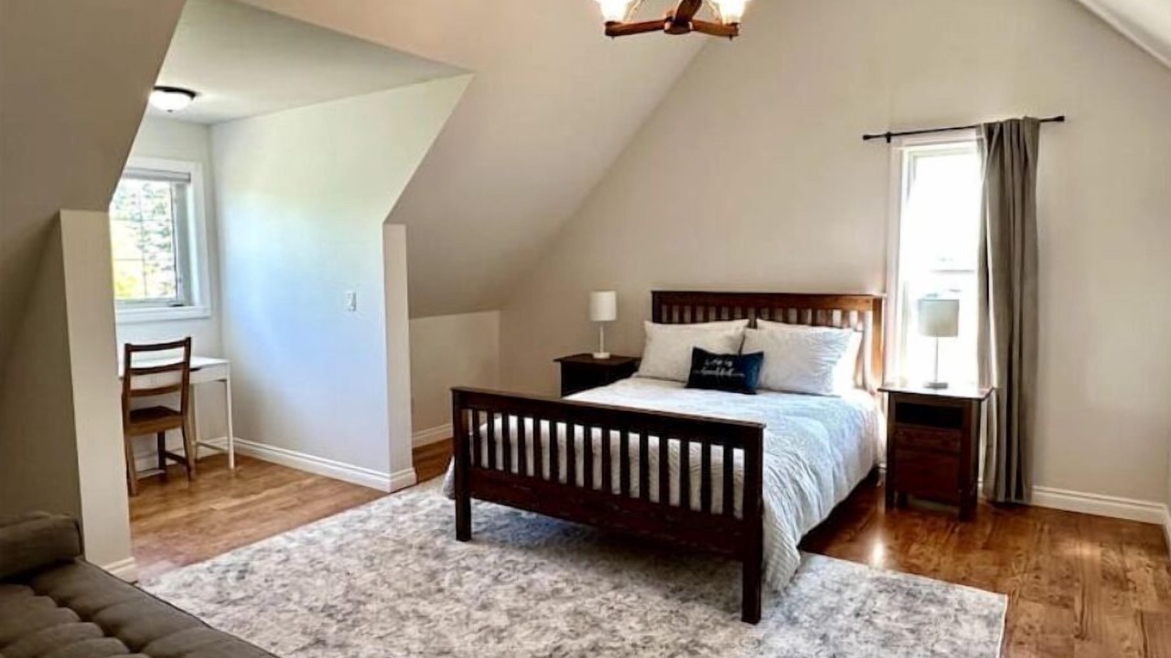 Photo of Bedroom in Sylvan Lake