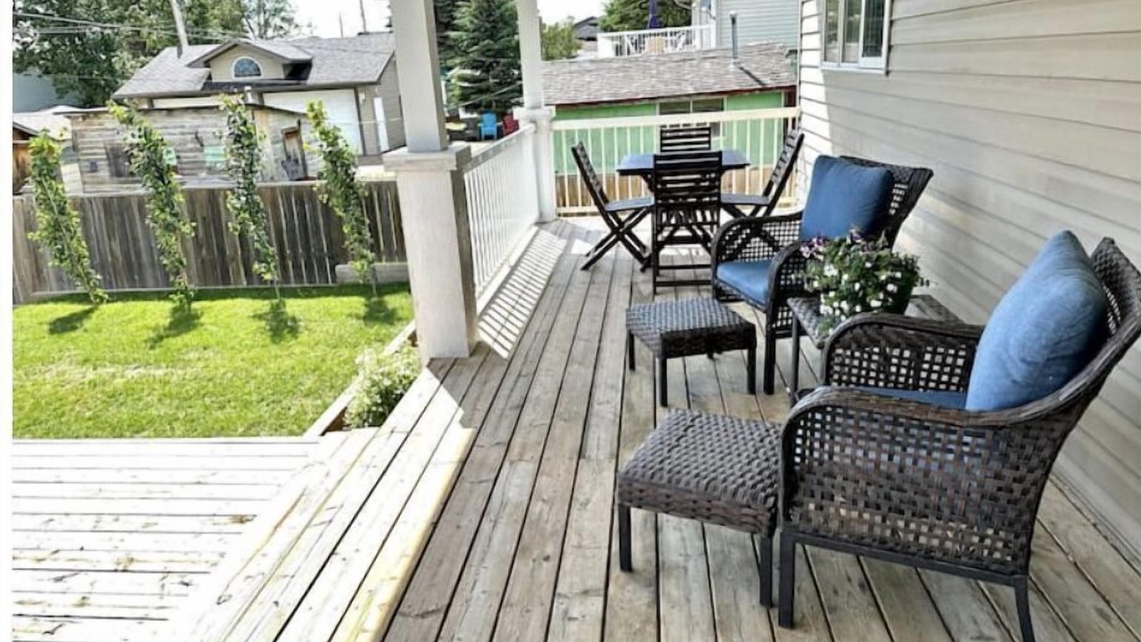 Photo of Patio Balcony in Sylvan Lake