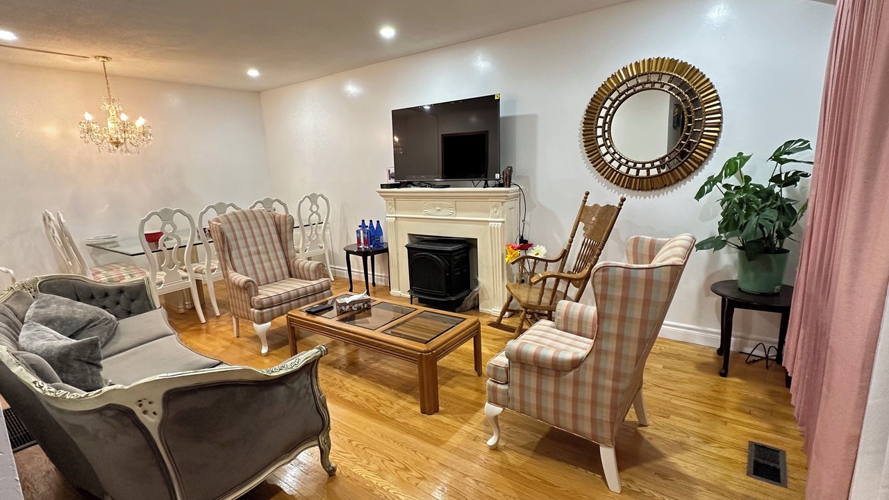 Photo of Livingroom in Scarborough