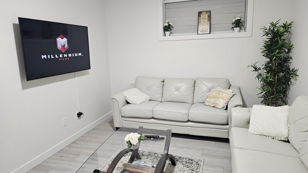 Photo of Livingroom in Southwest Edmonton