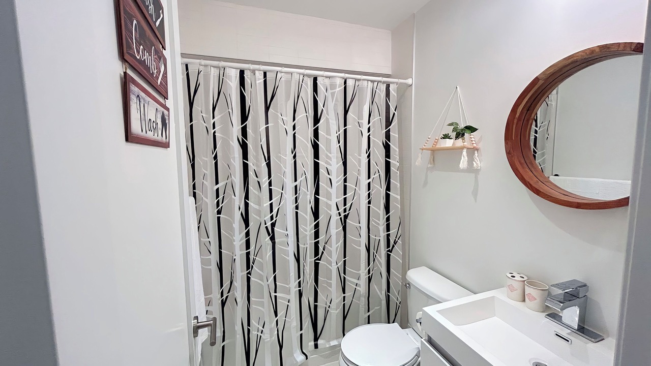 Photo of Bathroom in Topham Park