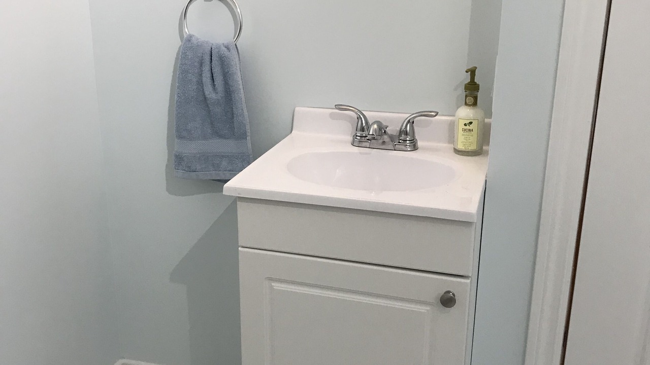 Photo of Bathroom in Longue-Pointe