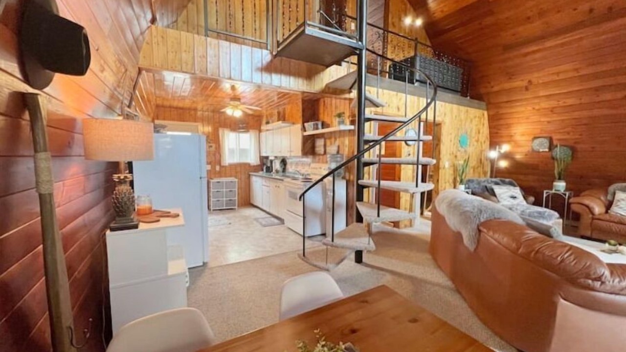 Photo of Livingroom in Candle Lake