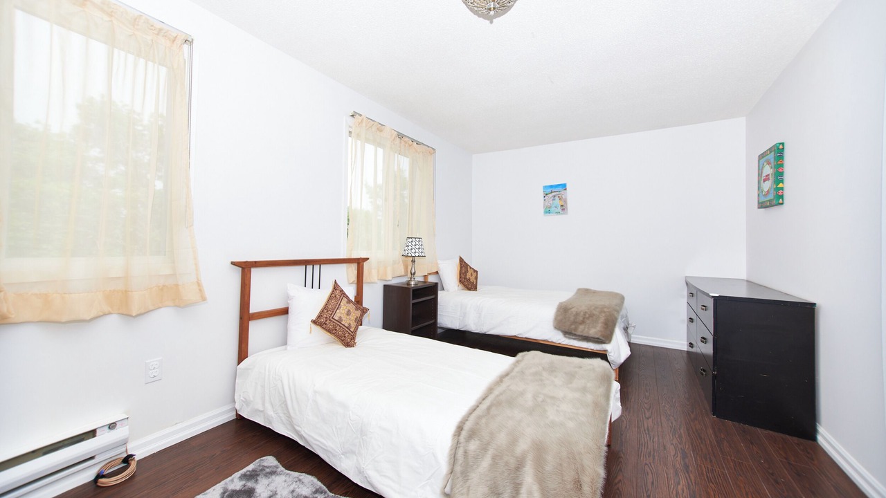 Photo of Bedroom in Richmond Hill