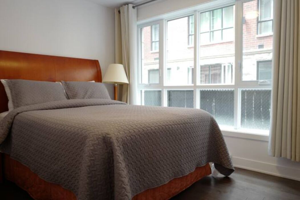 Photo of Bedroom in Cote-Des-Neiges—Notre-Dame-De-Grace