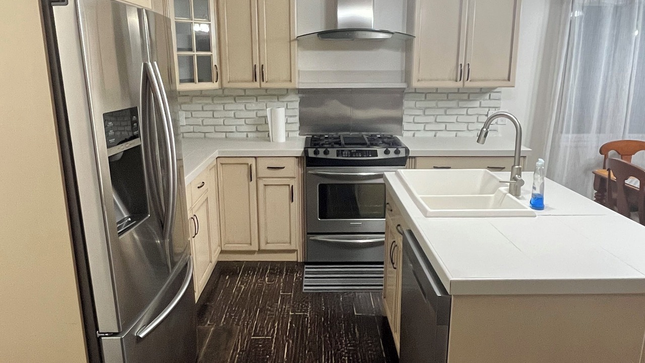Photo of Kitchen in Grande Prairie
