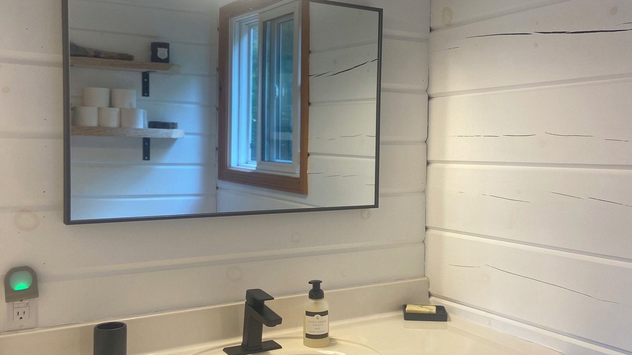 Photo of Bathroom in Hastings Highlands