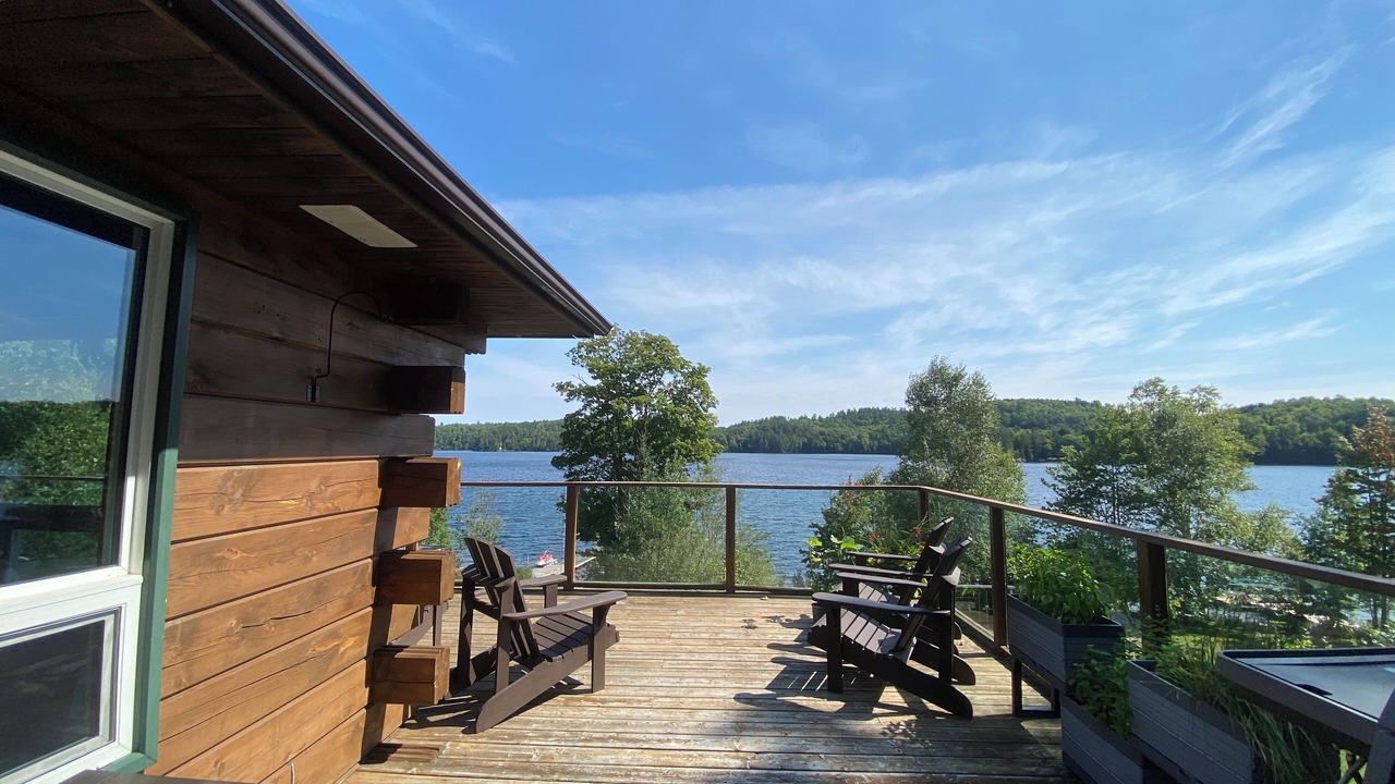 Photo of Patio Balcony in Hastings Highlands