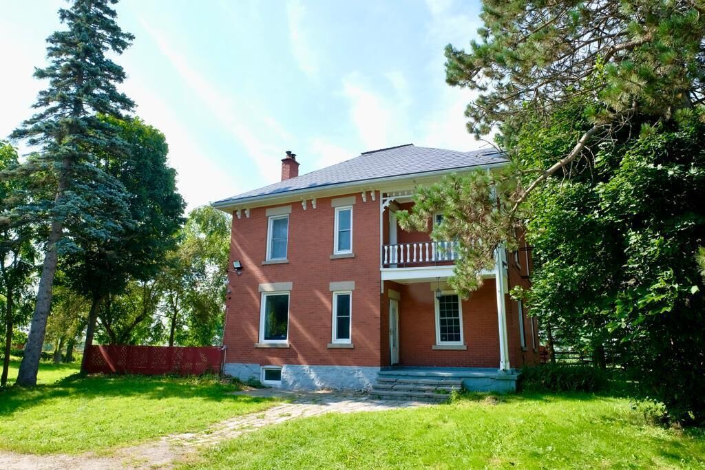 Photo of Outdoor in Erin