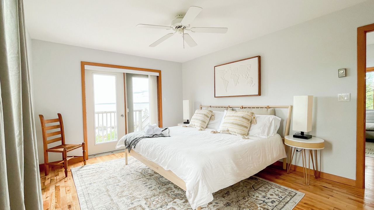 Photo of Bedroom in East River Point