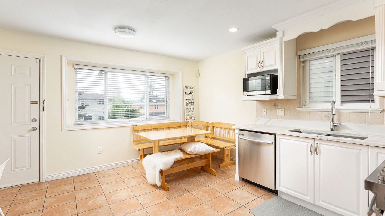 Photo of Kitchen in Renfrew-Collingwood