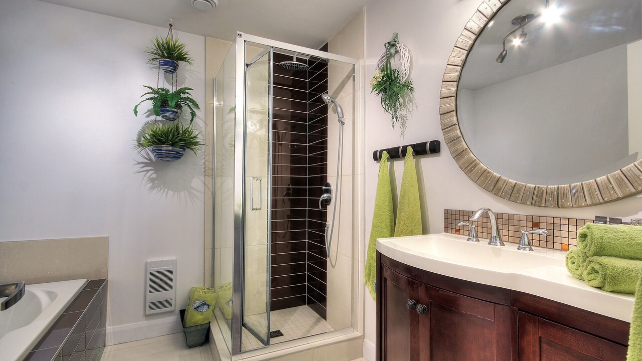Photo of Bathroom in Brossard