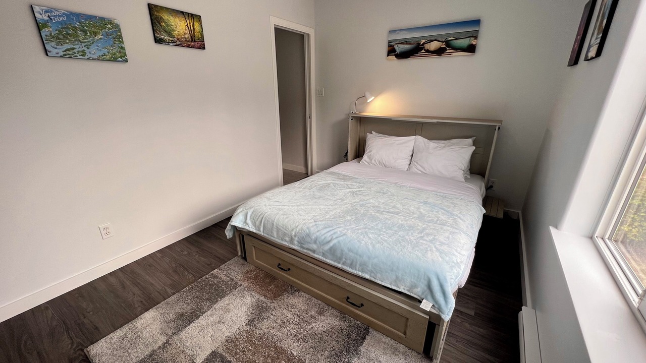 Photo of Bedroom in Otter Point