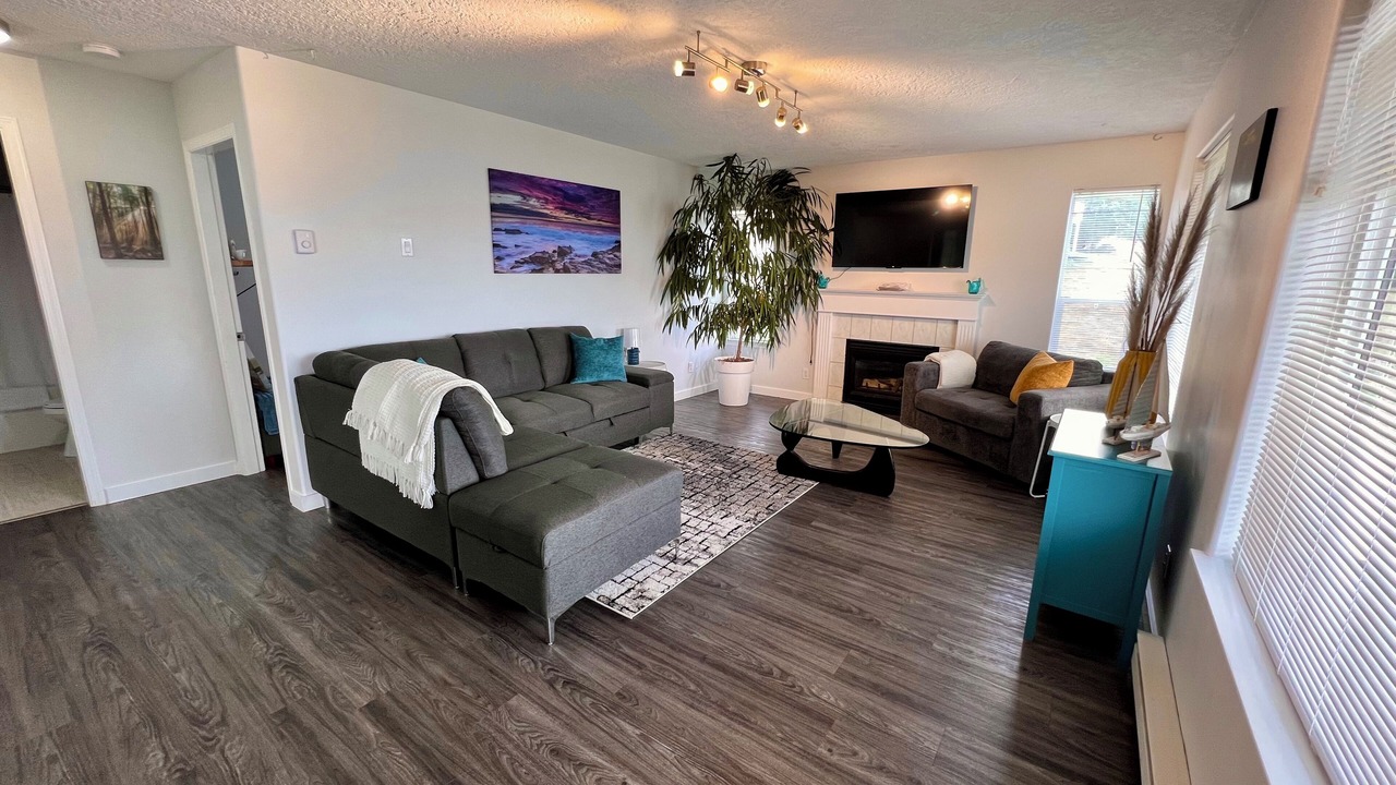 Photo of Livingroom in Otter Point