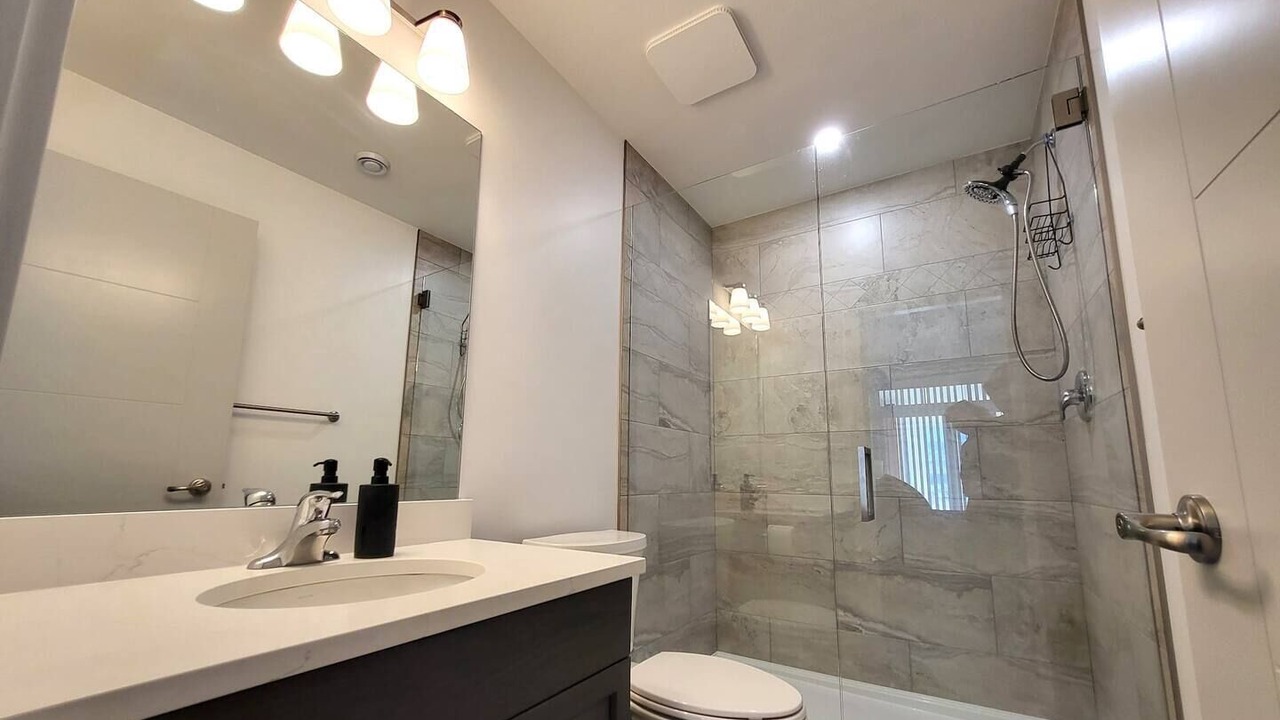 Photo of Bathroom in Okanagan-Similkameen