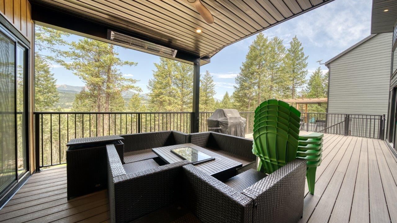 Photo of Patio Balcony in East Kootenay
