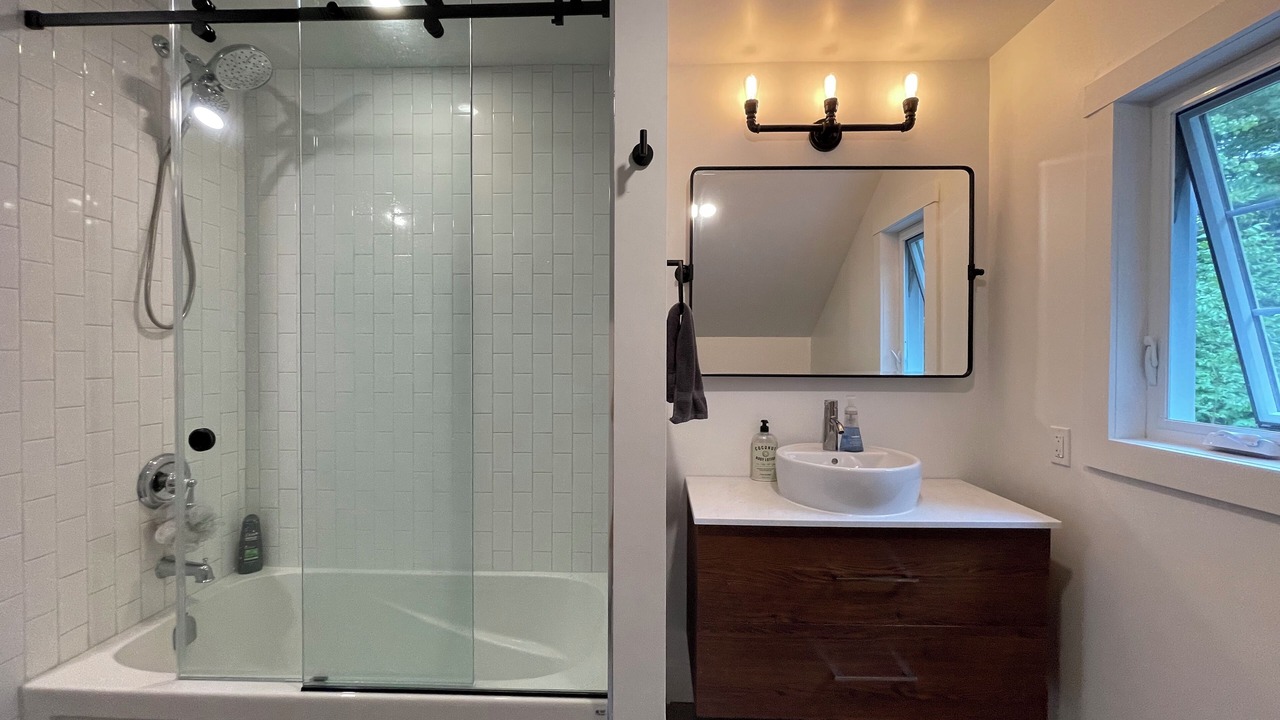 Photo of Bathroom in Port Sydney