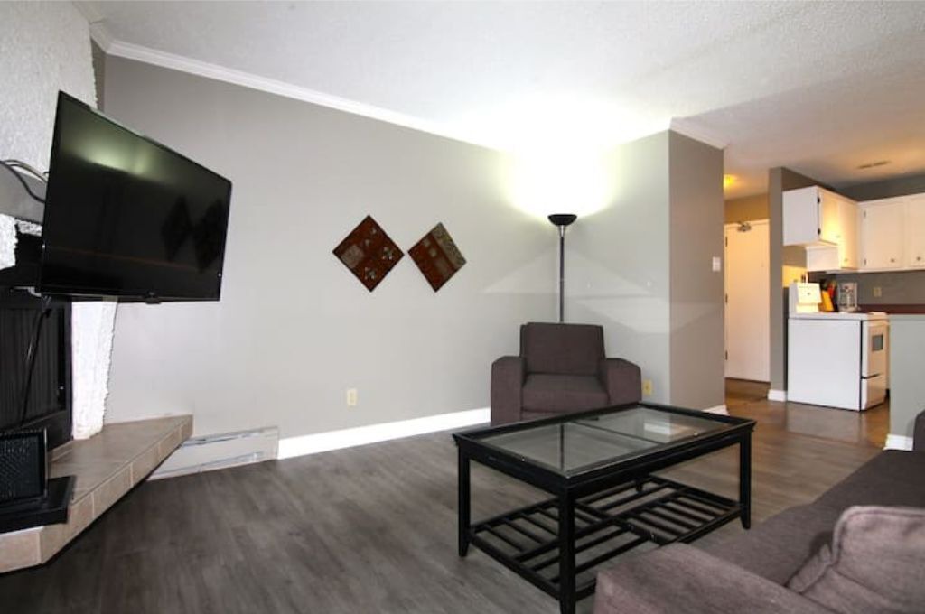 Photo of Livingroom in North Industrial