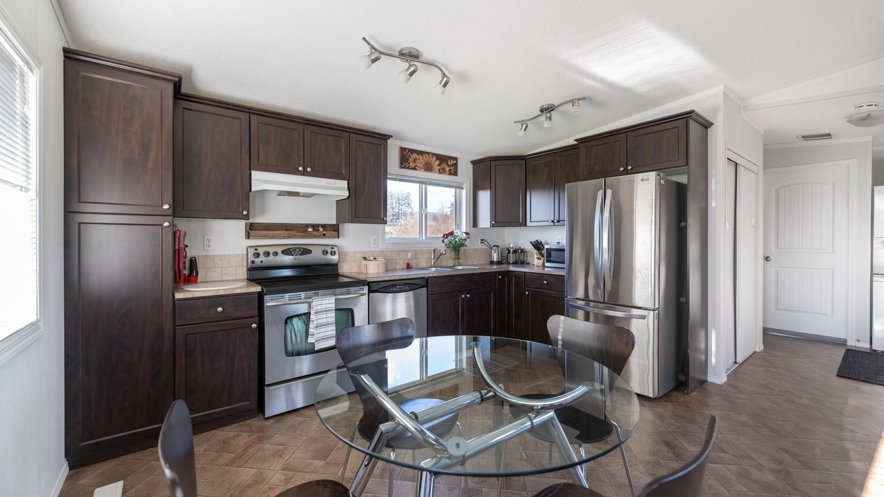 Photo of Kitchen in Saanichton