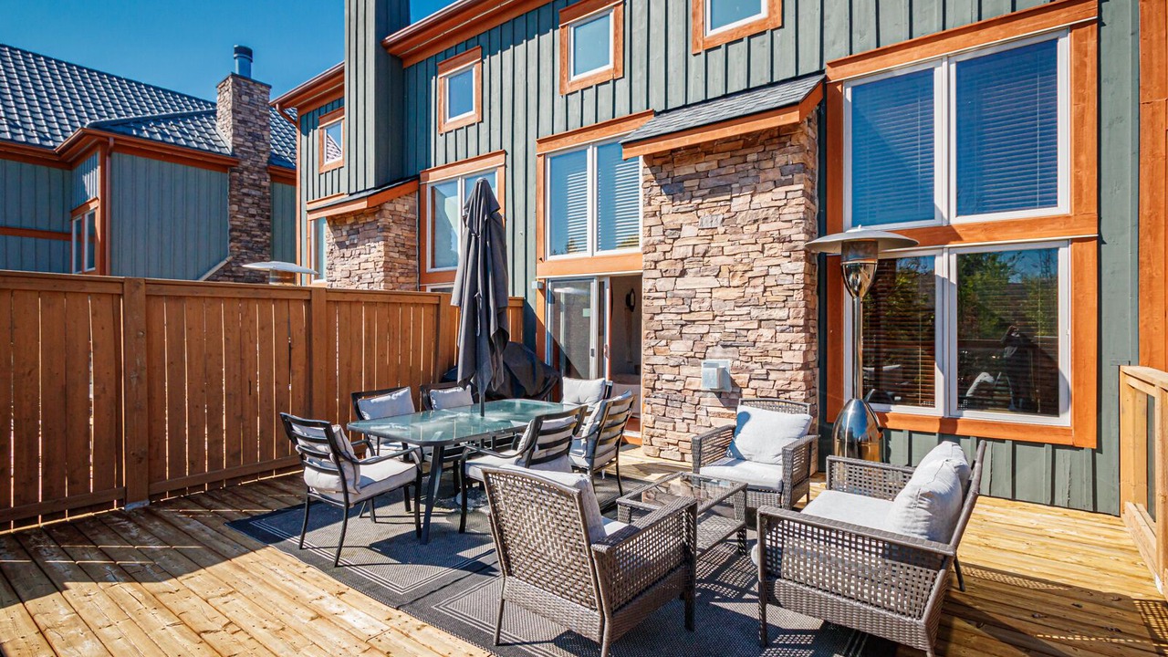 Photo of Patio Balcony in Craigleith