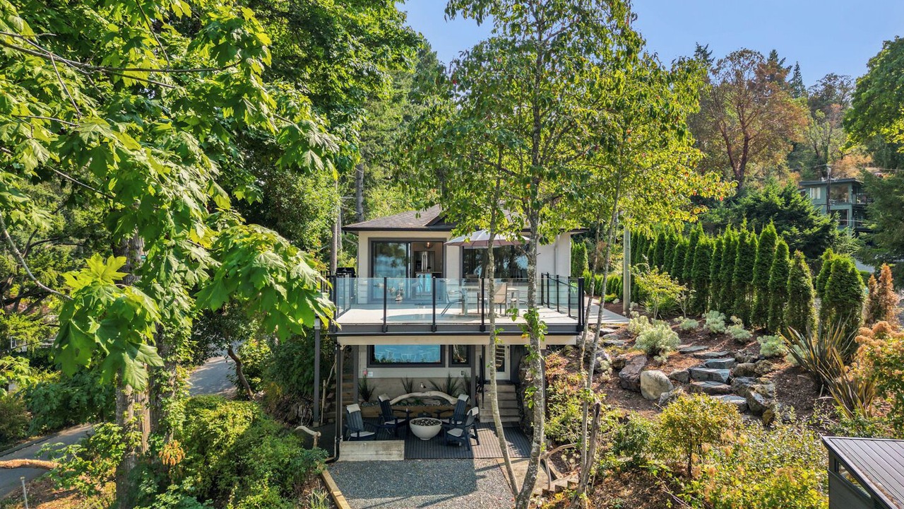 Photo of Outdoor in Brentwood Bay