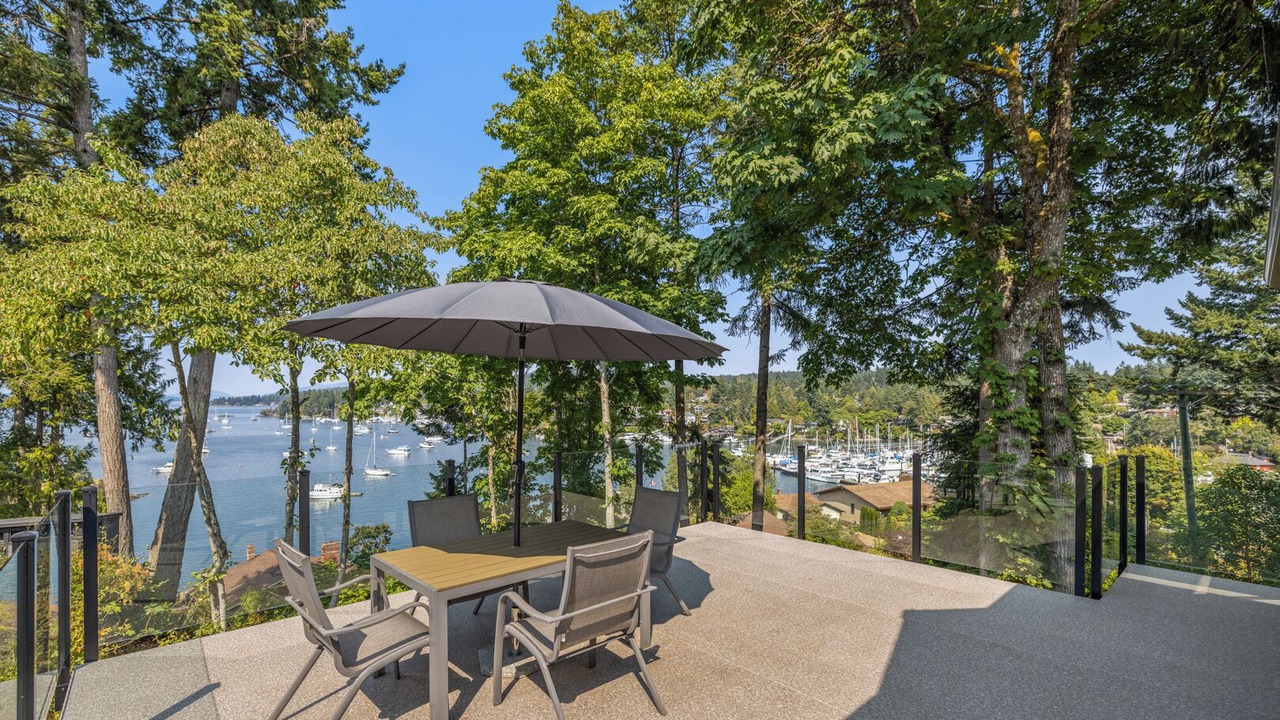 Photo of Outdoor in Brentwood Bay