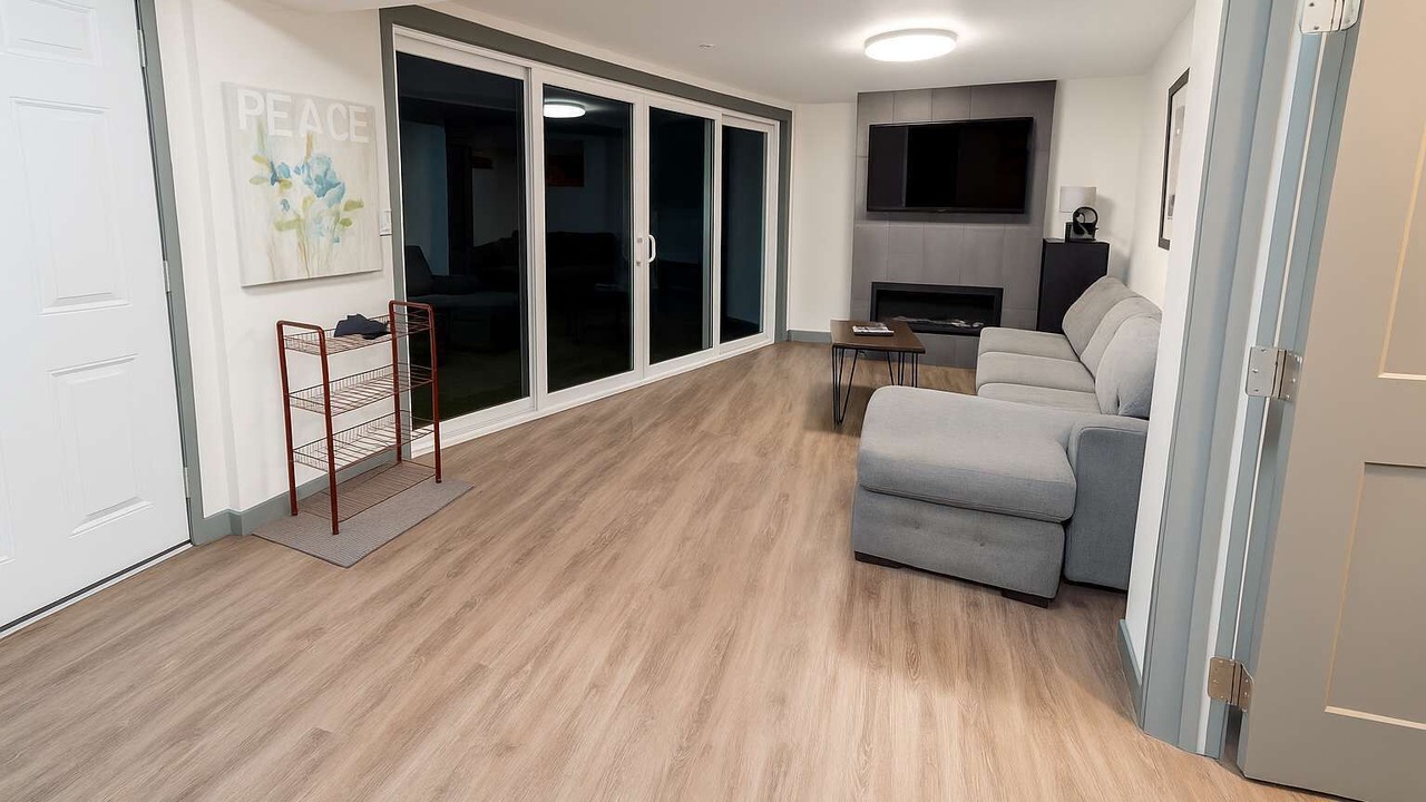 Photo of Livingroom in Saanich West