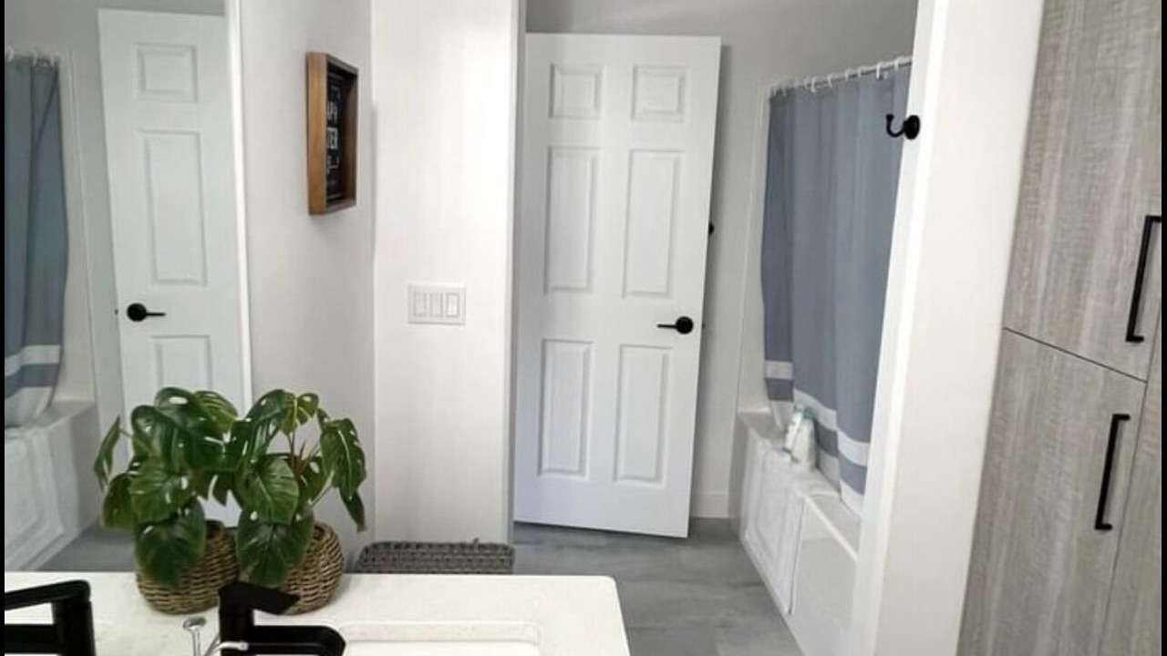 Photo of Bathroom in Foothills