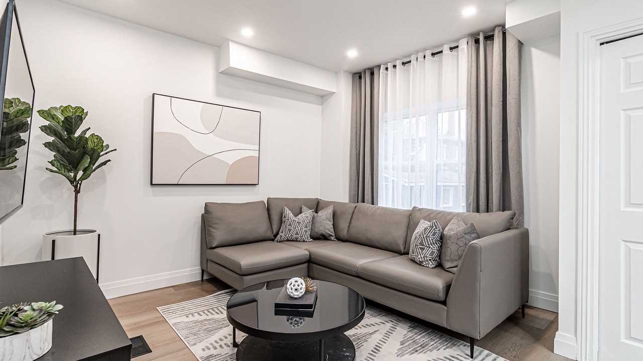 Photo of Livingroom in Stouffville
