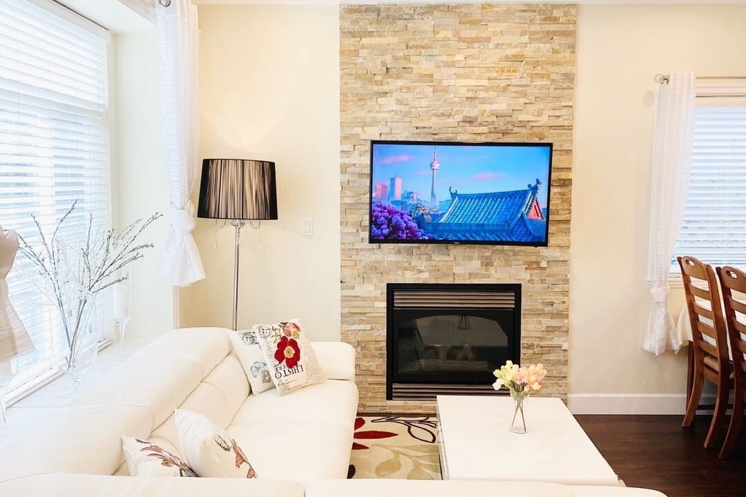 Photo of Livingroom in Fraserview