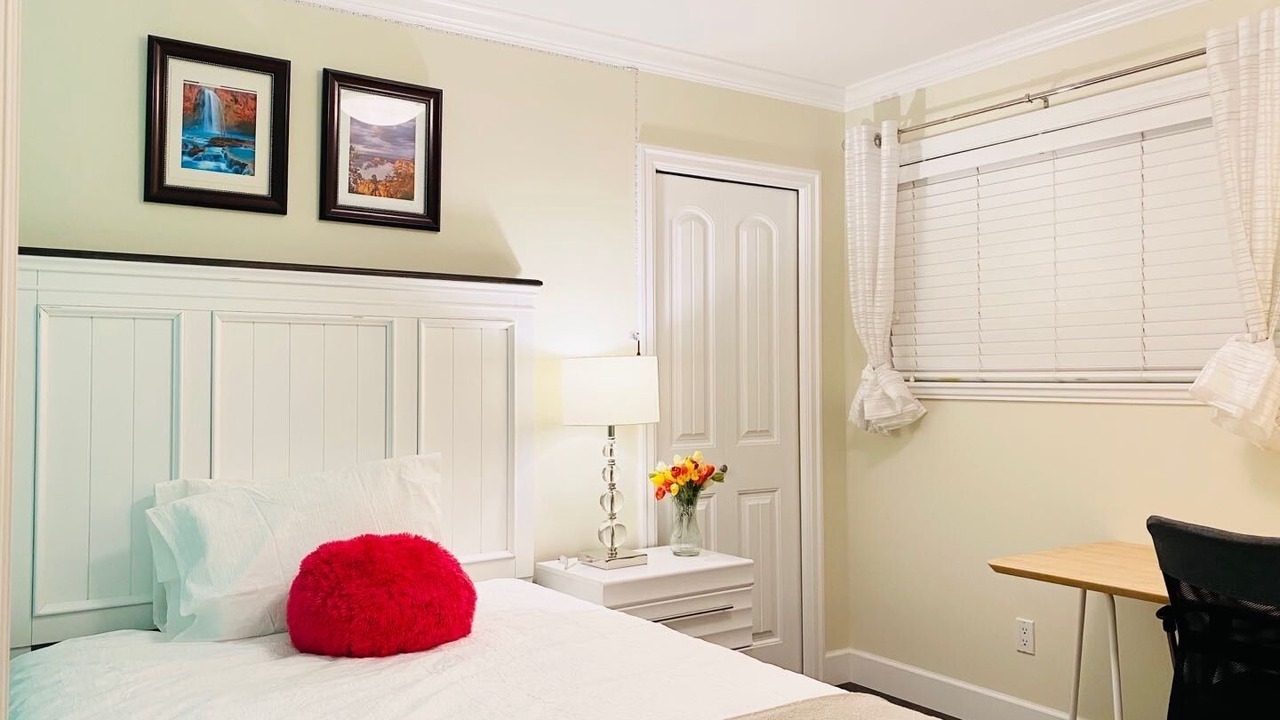 Photo of Bedroom in Fraserview