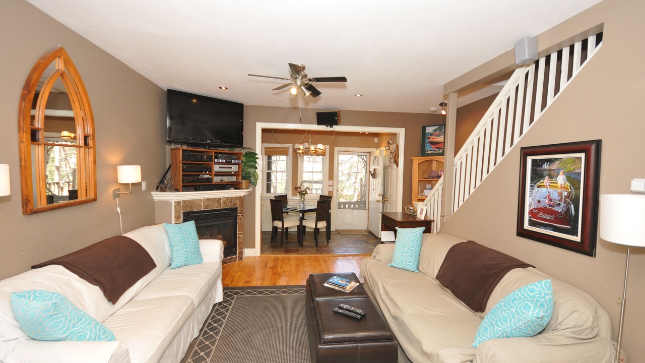 Photo of Livingroom in Bedford Park