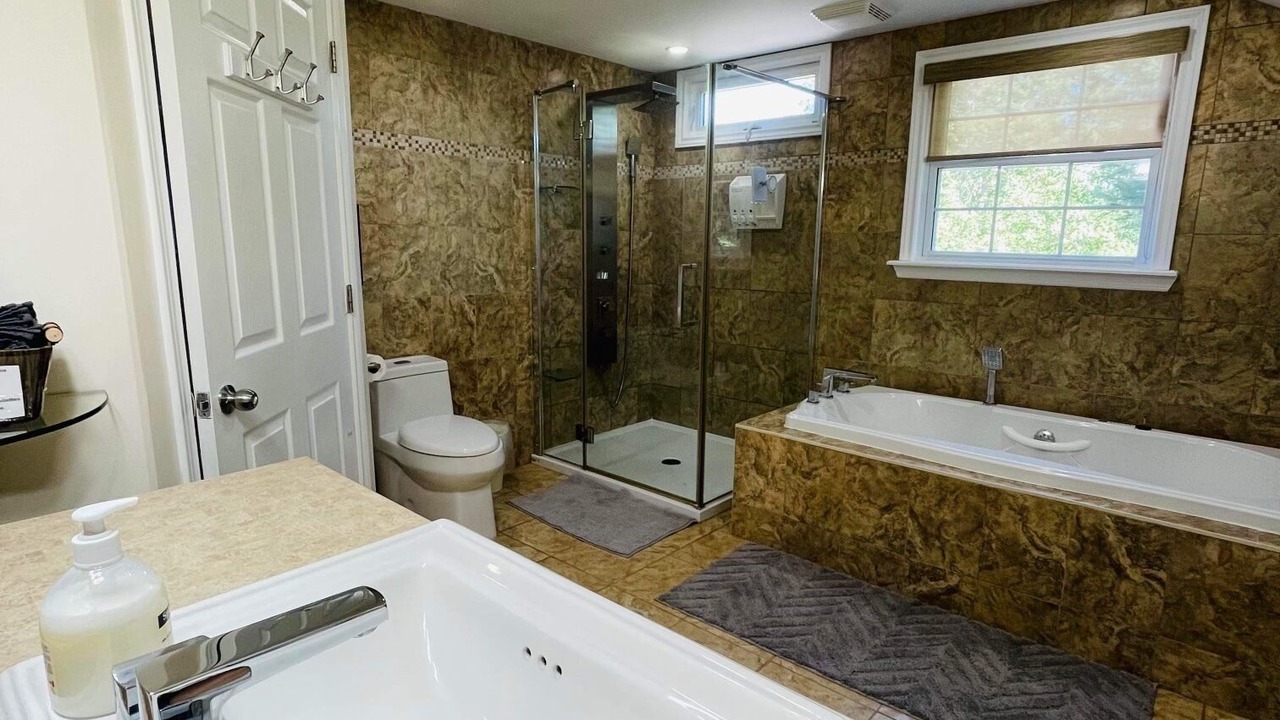 Photo of Bathroom in Marion Bridge