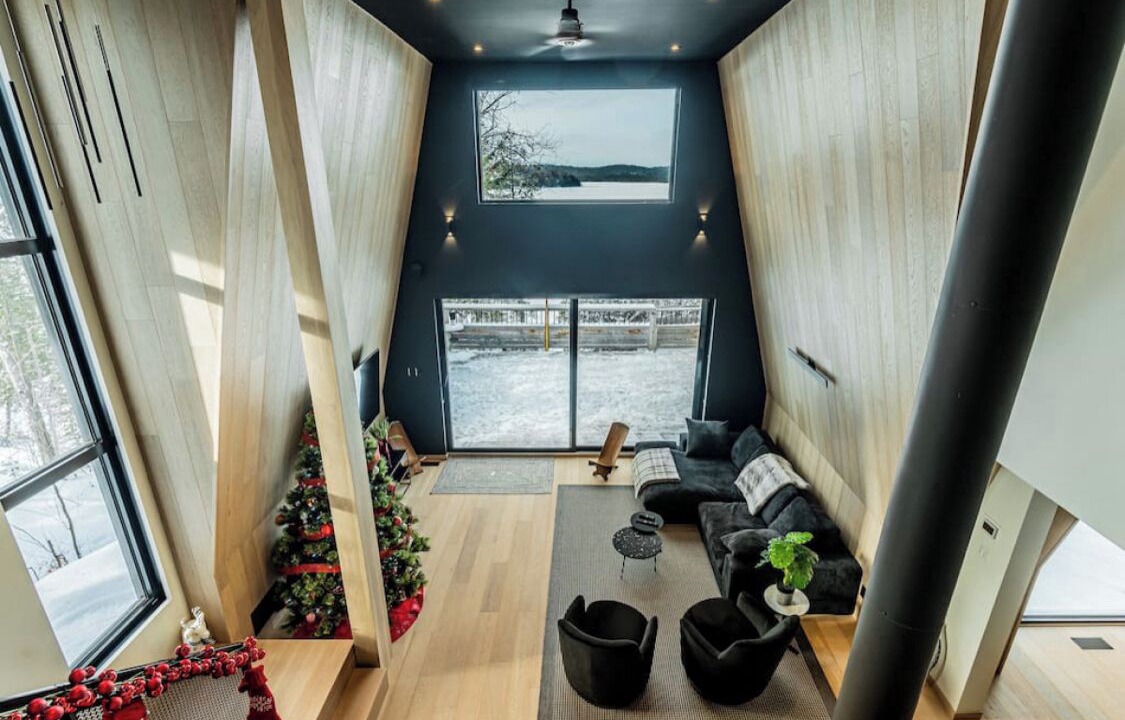 Photo of Livingroom in Chertsey