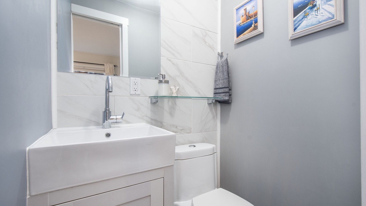 Photo of Bathroom in North Vancouver